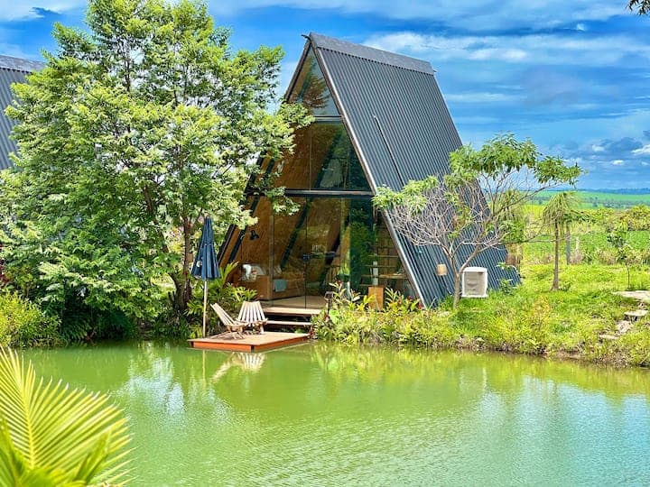 Chalé Abel com arquitetura acolhedora